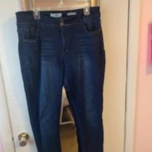 Great condition! Angels Dark Jeans Size 20W